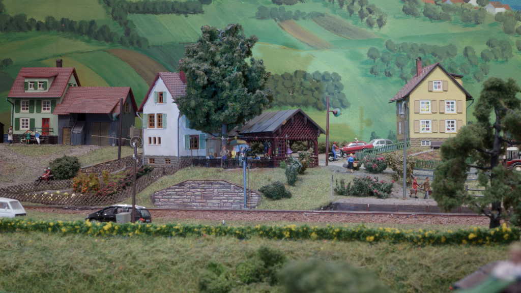 Friedrichsfeld - ein Haltepunkt im Nirgendwo!